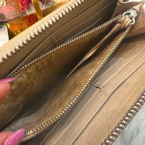 Chloe Long Leather Wallet - Picture 9 of 12